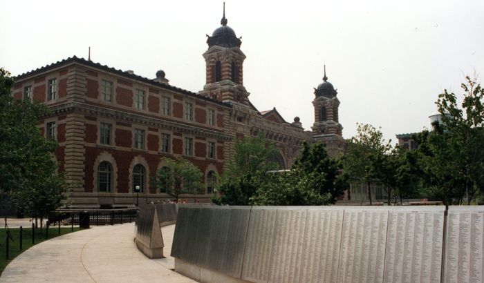 Einwanderungszentrum Ellis Island, heute Museum Ellis Island