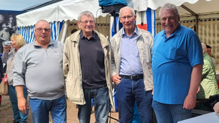 Michael Herrmann (2. Vorsitzender), Reinhold Müller, Dieter Rasch, Thomas Joffroy (v.l.)